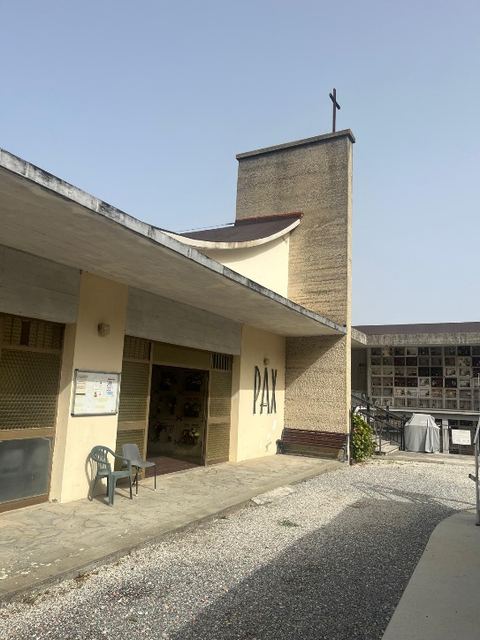 La cappella del cimitero di Casalguidi, opera di Carlo Alberto Nannini